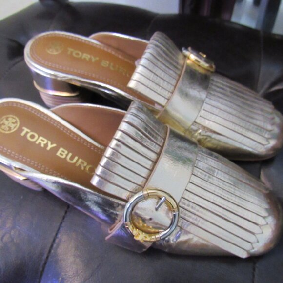 TORY BURCH MULTI-LOGO KILTIE GOLD MULE SHOES FRINGE EMBOSSED Sz 7.5 - Picture 2 of 5